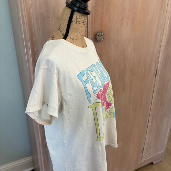 Anthropologie LetLuv Fleetwood Mac Dreams Graphic Tee distressed vintage look M - Picture 13 of 16